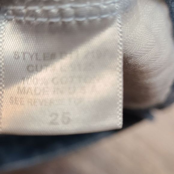 Carmar Morgan Cheeky Frayed Hem Shorts - Picture 9 of 10